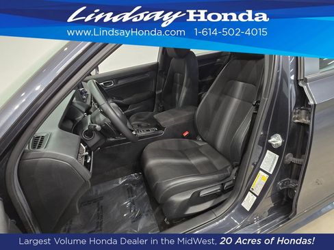 Used 2025 Honda Civic Sport image 12