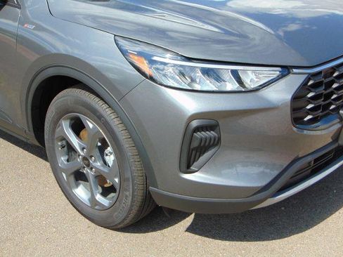 Certified 2025 Ford Escape ST-Line w/ Equipment Group 301A image 2