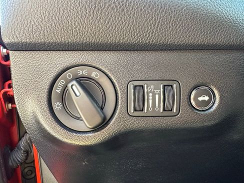 Used 2023 Dodge Challenger SXT RWD image 21