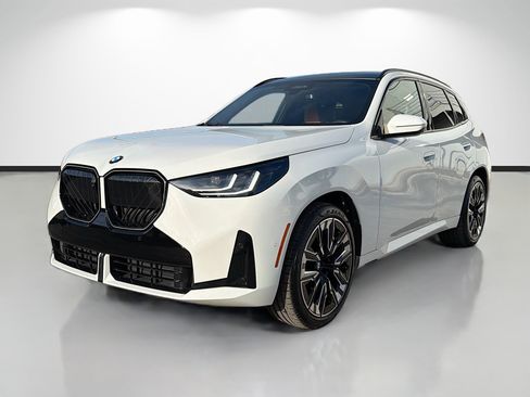 Used 2025 BMW X3 xDrive30i w/ Premium Package AWD/4WD image 7