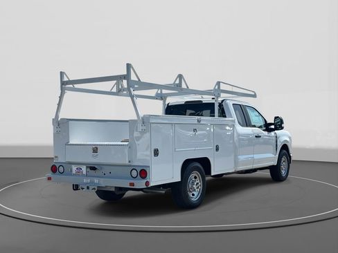 New 2025 Ford F350 XL w/ XL Chrome Package image 5