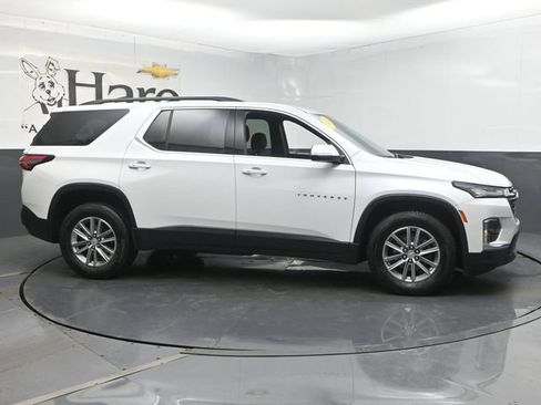 Used 2023 Chevrolet Traverse LT FWD image 53