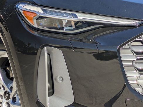 New 2025 Audi Q5 Premium Plus image 16