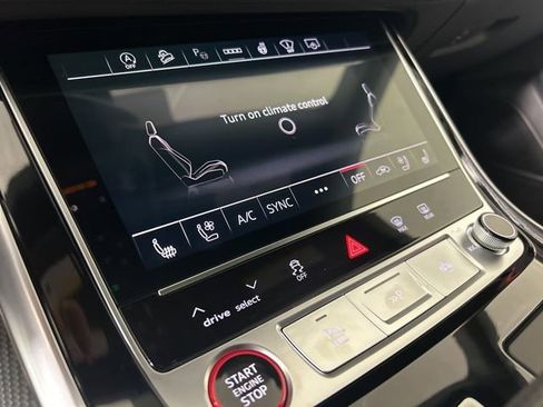 New 2026 Audi SQ8 Prestige image 17