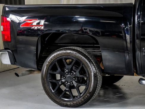 Used 2011 Chevrolet Silverado 1500 LTZ w/ LTZ Plus Package image 6