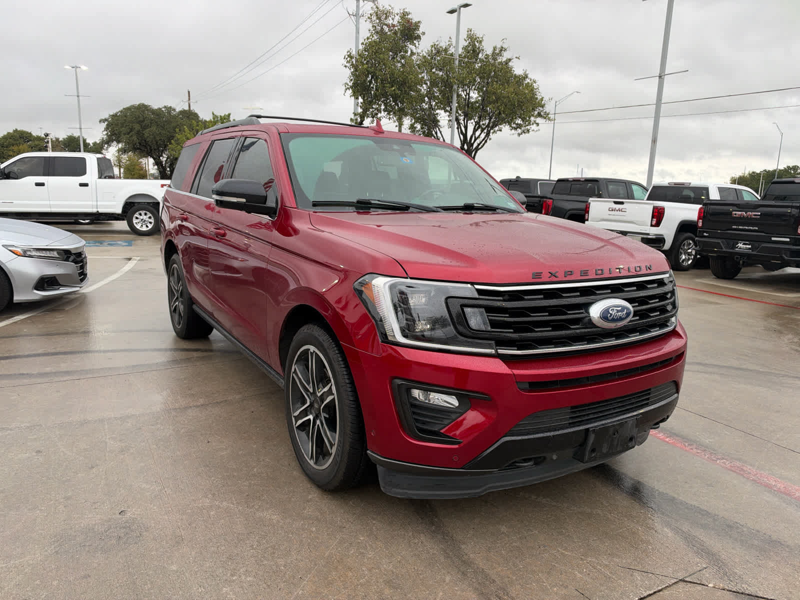 Used 2019 Ford Expedition Limited w/ Equipment Group 303A AWD/4WD image 4