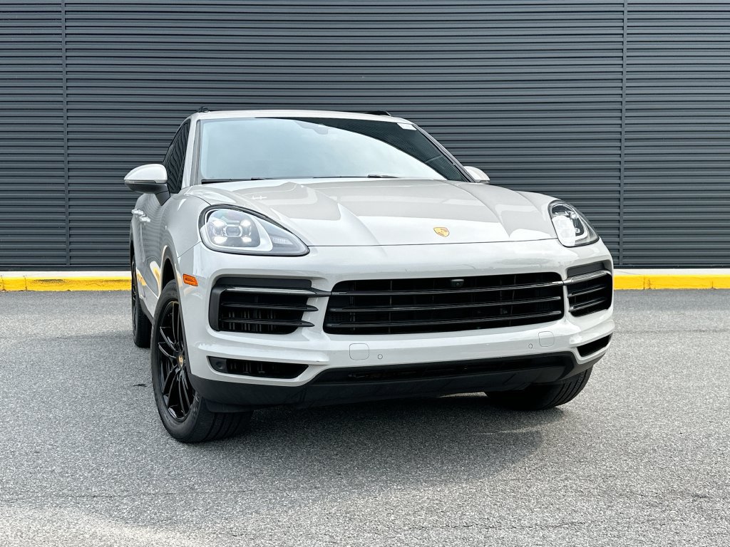 Certified 2023 Porsche Cayenne AWD/4WD image 7