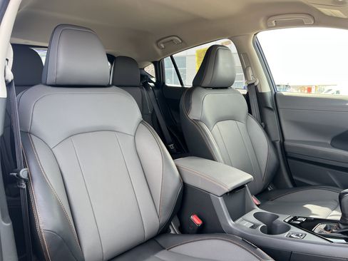 Used 2026 Subaru Crosstrek 2.5i Limited w/ Crosstrek Mirror Package image 15