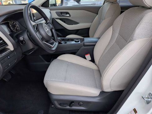 Used 2023 Nissan Rogue SV AWD/4WD image 15