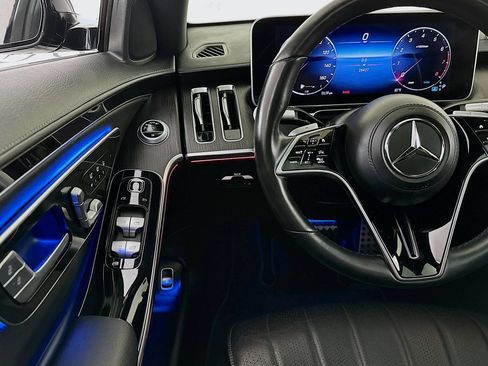 Used 2023 Mercedes-Benz S 500 4MATIC w/ AMG Line image 10