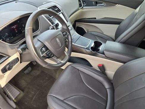 Used 2020 Lincoln Nautilus Reserve AWD/4WD image 2