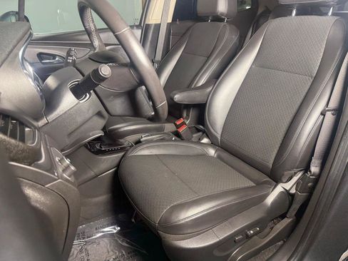 Used 2018 Buick Encore Preferred AWD/4WD image 21