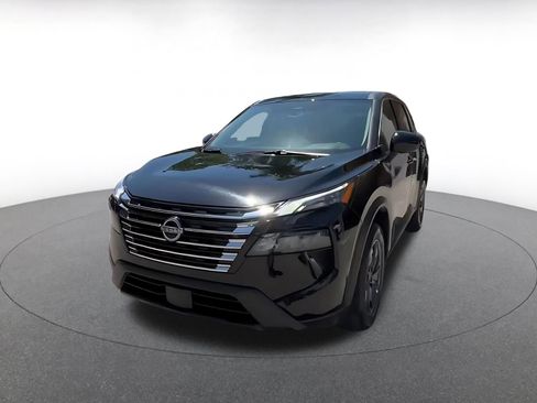 Used 2025 Nissan Rogue SV FWD image 7