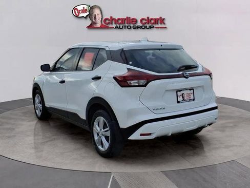 Certified 2024 Nissan Kicks S image 3