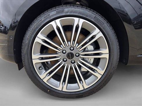 Used 2026 Land Rover Range Rover SE AWD/4WD image 10