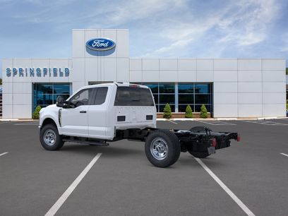 New 2025 Ford F350 XL w/ XL Chrome Package