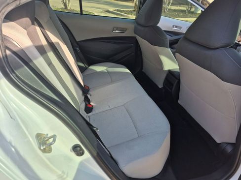 Used 2020 Toyota Corolla L image 17