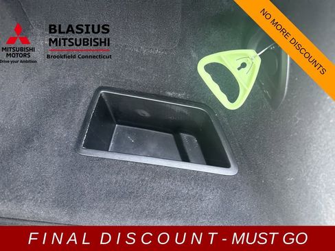 Used 2021 BMW 750i xDrive w/ Executive Package image 60