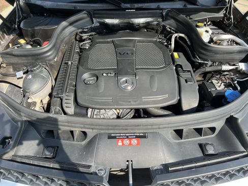 Used 2015 Mercedes-Benz GLK 350 2WD image 36