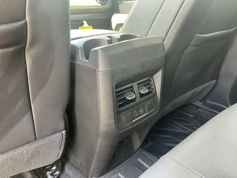 New 2026 Chevrolet Colorado ZR2 w/ Technology Package AWD/4WD image 36