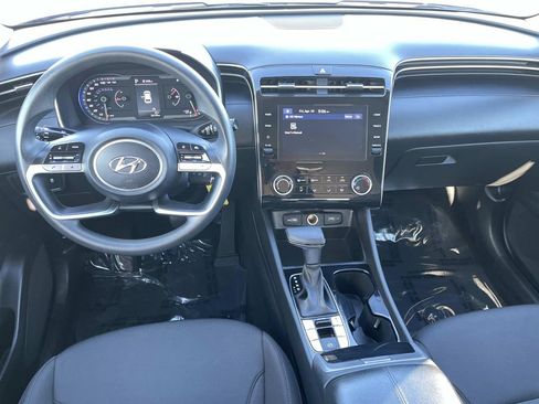 Certified 2024 Hyundai Tucson SE FWD image 19