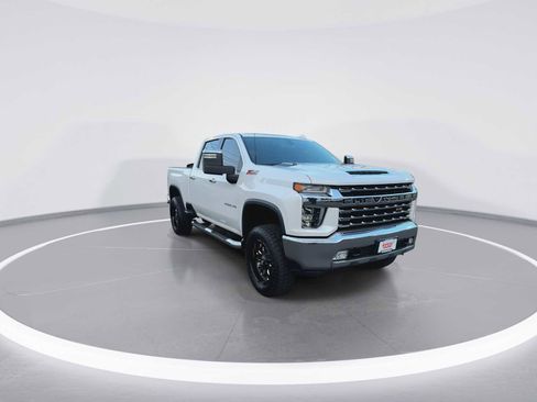 Used 2022 Chevrolet Silverado 2500 LTZ image 2