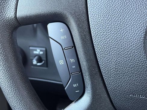 New 2025 Chevrolet Express 2500 Work Van w/ Communications Package image 19