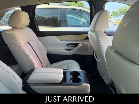 Certified 2024 MAZDA CX-90 3.3 Turbo S w/ Premium Plus AWD/4WD image 9