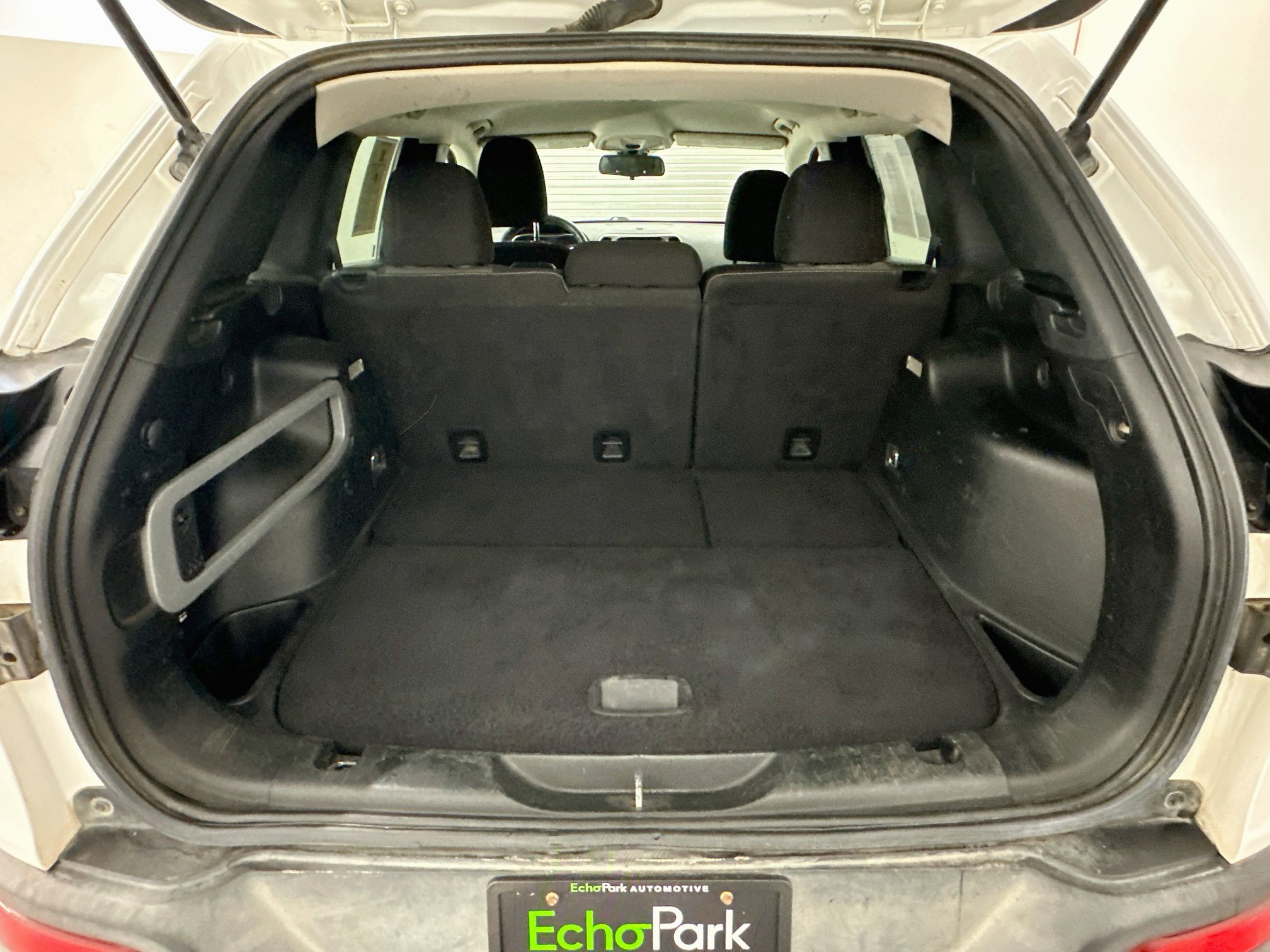 Used 2014 Jeep Cherokee Sport AWD/4WD image 28