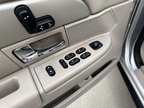 Used 2008 Mercury Grand Marquis LS image 10