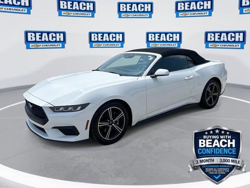 Used 2025 Ford Mustang Premium RWD image 1