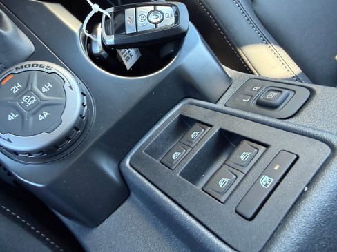 New 2026 Ford Bronco Big Bend w/ Black Diamond Package image 31