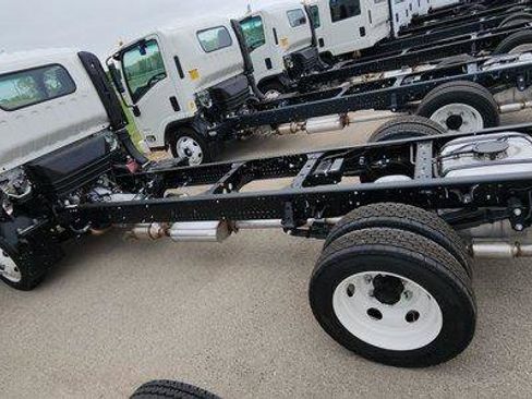 New 2024 Chevrolet Low Cab Forward image 2