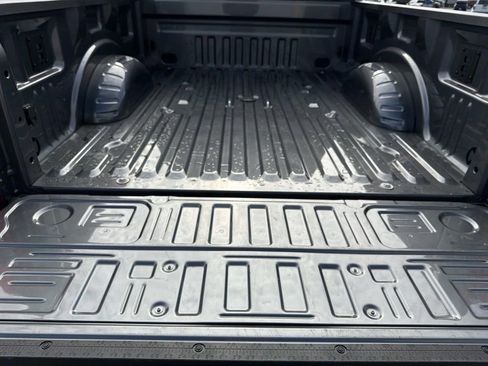 Used 2025 Ford F250 XLT w/ 360-Degree Camera Package image 29