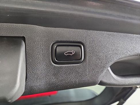 Used 2020 Kia Sorento EX image 35