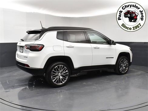Used 2024 Jeep Compass Limited w/ Elite Group image 6