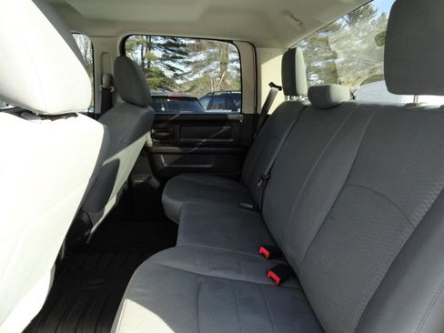Used 2015 RAM 1500 Express image 16