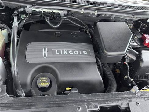 Used 2013 Lincoln MKX AWD image 22