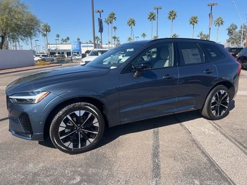 New 2026 Volvo XC60 B5 Plus w/ Protection Package Premier AWD/4WD image 8