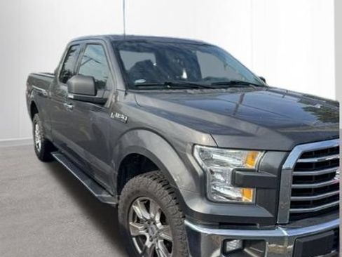 Used 2015 Ford F150 XLT w/ Equipment Group 301A Mid AWD/4WD image 5