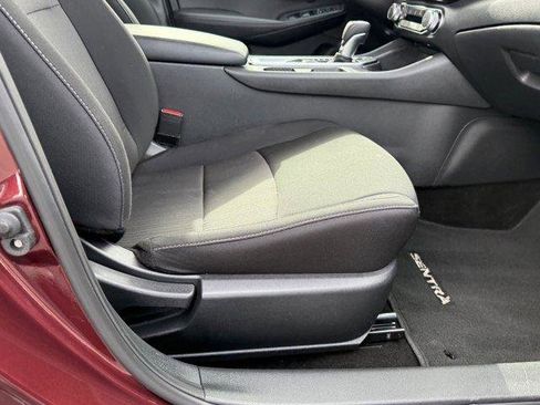 Used 2024 Nissan Sentra SV image 13