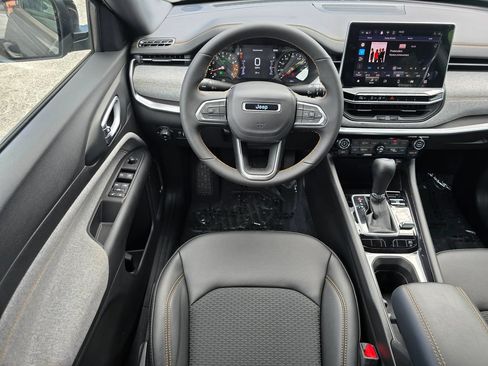 New 2026 Jeep Compass Latitude AWD/4WD image 29
