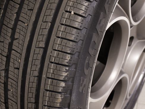 Used 2023 Alfa Romeo Stelvio Ti image 58