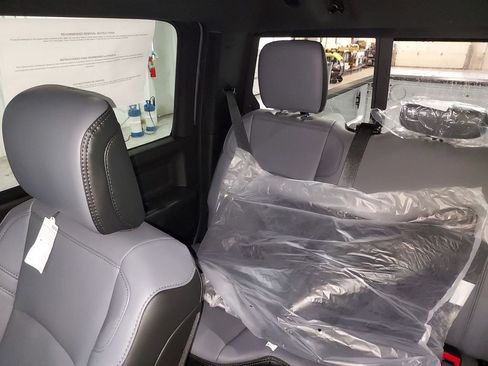 New 2026 RAM 2500 Tradesman AWD/4WD image 12