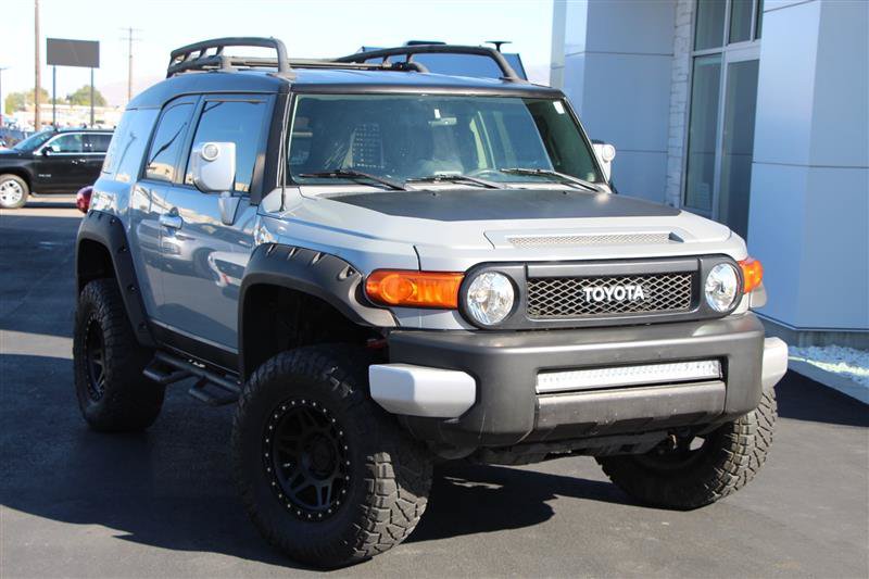 Used 2014 Toyota FJ Cruiser 4WD w/ Convenience Package image 40