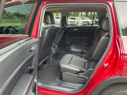 Used 2019 Volkswagen Atlas SE w/ Panoramic Sunroof Package image 9