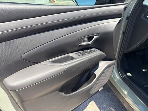 Used 2025 Hyundai Santa Cruz SE FWD image 26