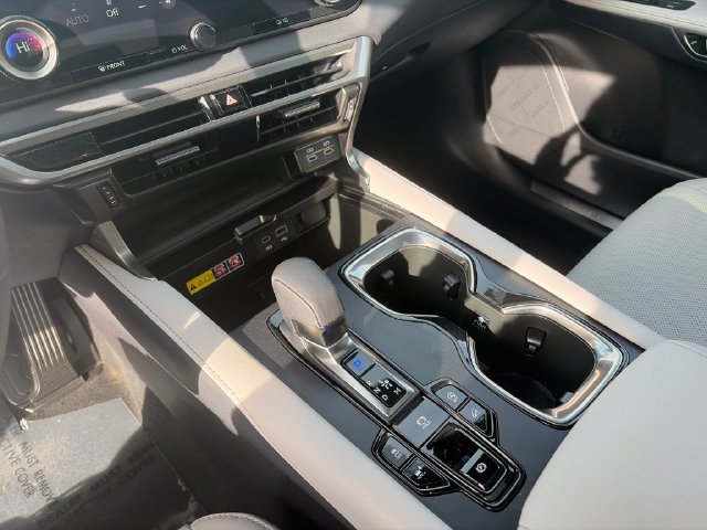 Used 2024 Lexus RX 350 Premium w/ Cold Area Package AWD/4WD image 21