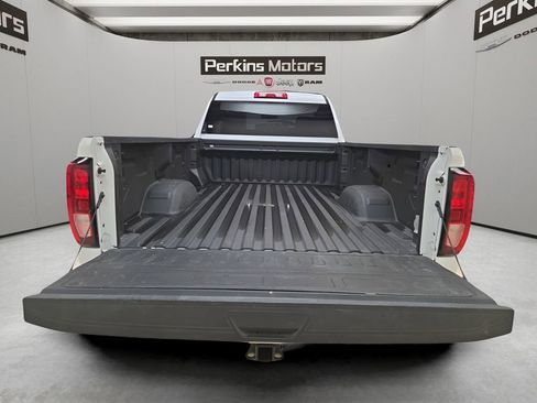 Used 2024 GMC Sierra 2500 Pro w/ Convenience Package image 19