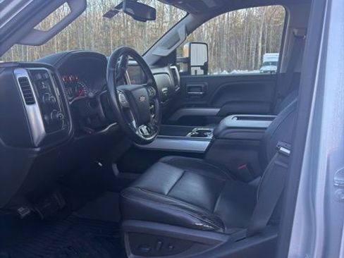Certified 2019 Chevrolet Silverado 2500 LTZ w/ Duramax Plus Package image 17